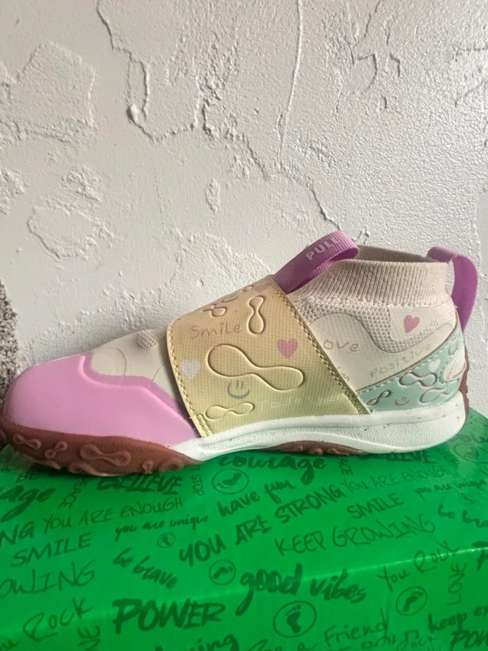 Worldie these shoes